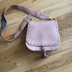 STEVE MADDEN blush purse with pattern strap